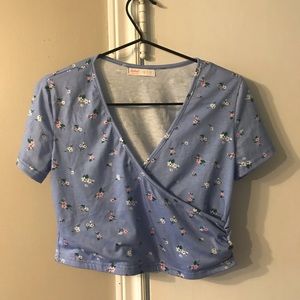 3/$25 Floral short sleeve shirt